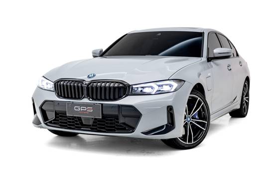 BMW 330e 2.0 16V TURBO HÍBRIDO M SPORT AUTOMÁTICO BMW 330e 2.0 16V TURBO HÍBRIDO M SPORT AUTOMÁTICO